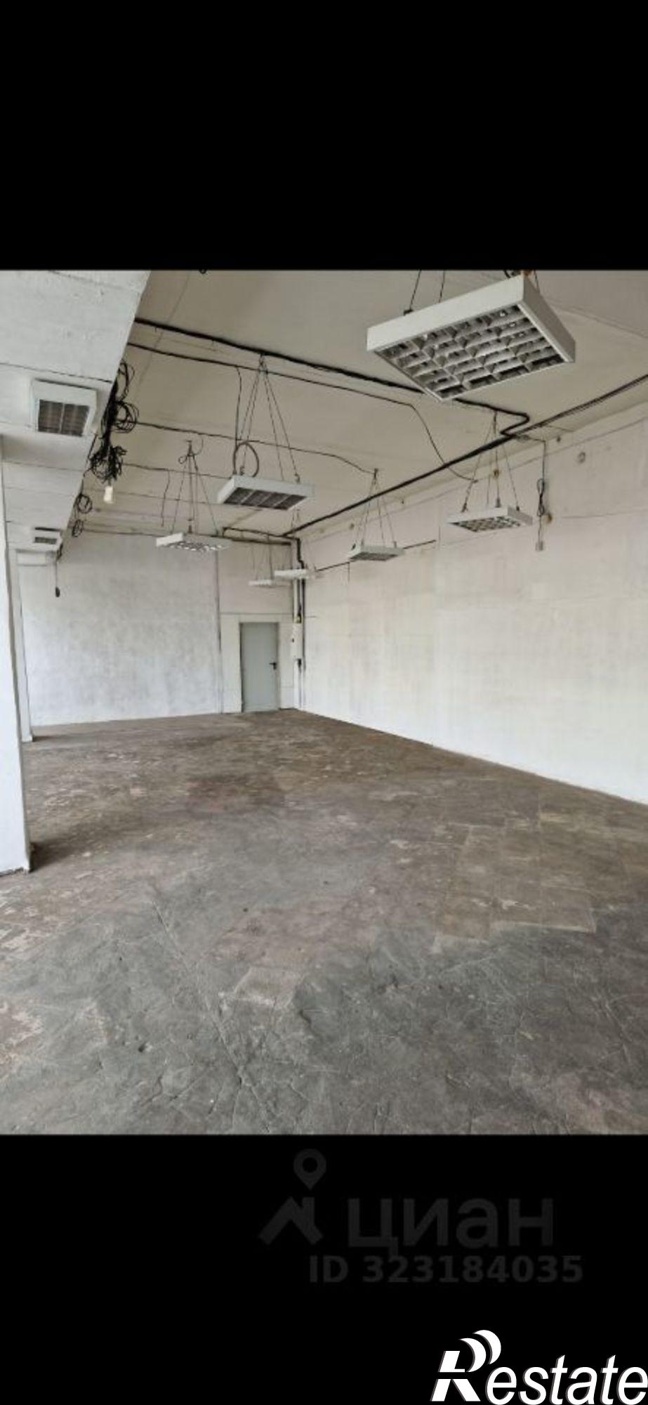 Купить помещение свободного назначения за 11 700 000 рублей на Коммунарский пер, 27