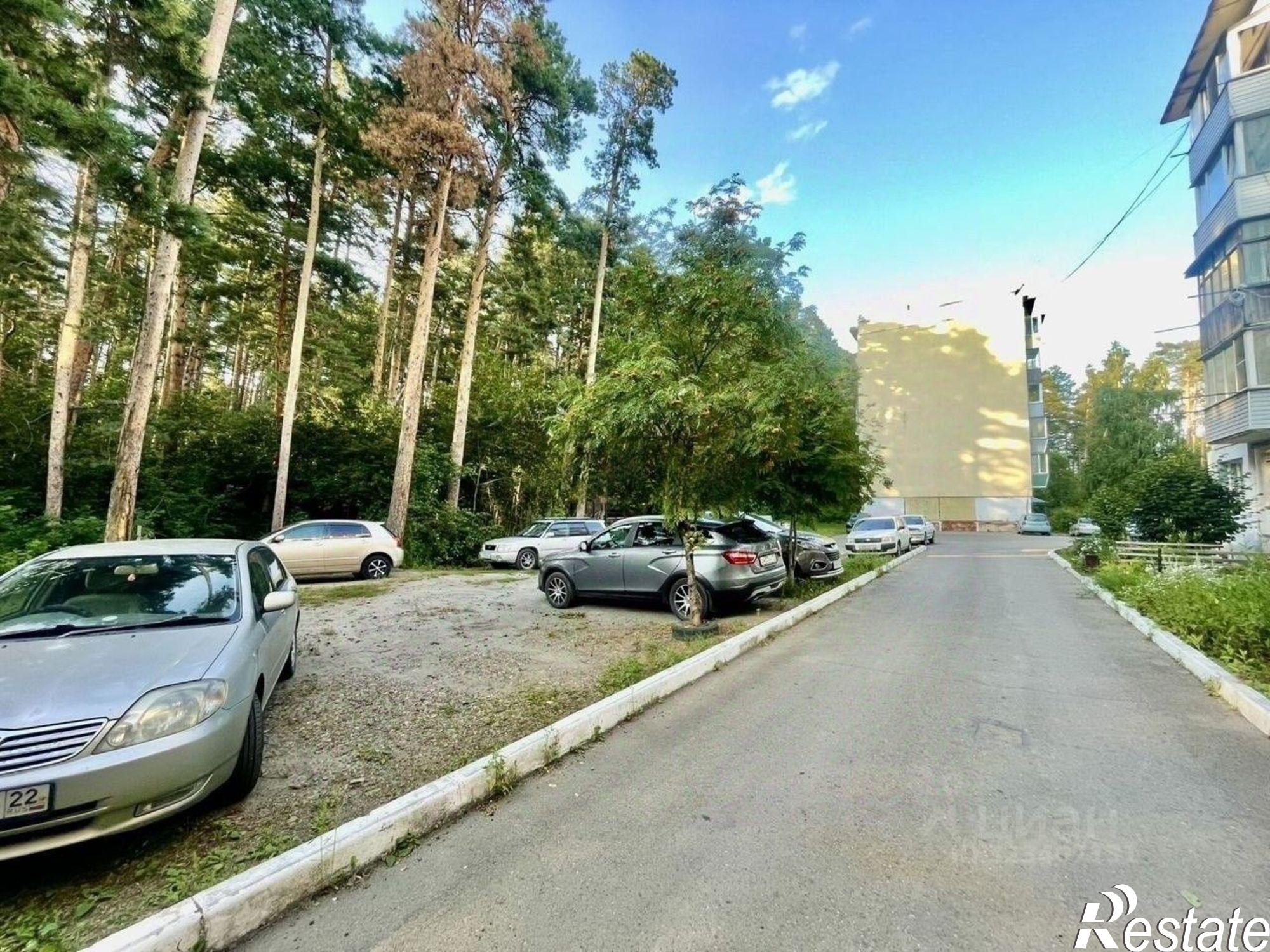 Купить квартиру за 3 300 000 рублей на Приречная улица, 2/1