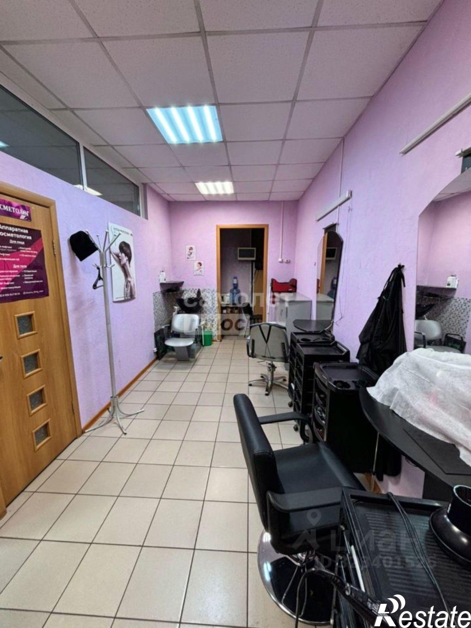 Купить помещение свободного назначения за 5 929 540 рублей на улица имени Героя Советского Союза Васильева, 37