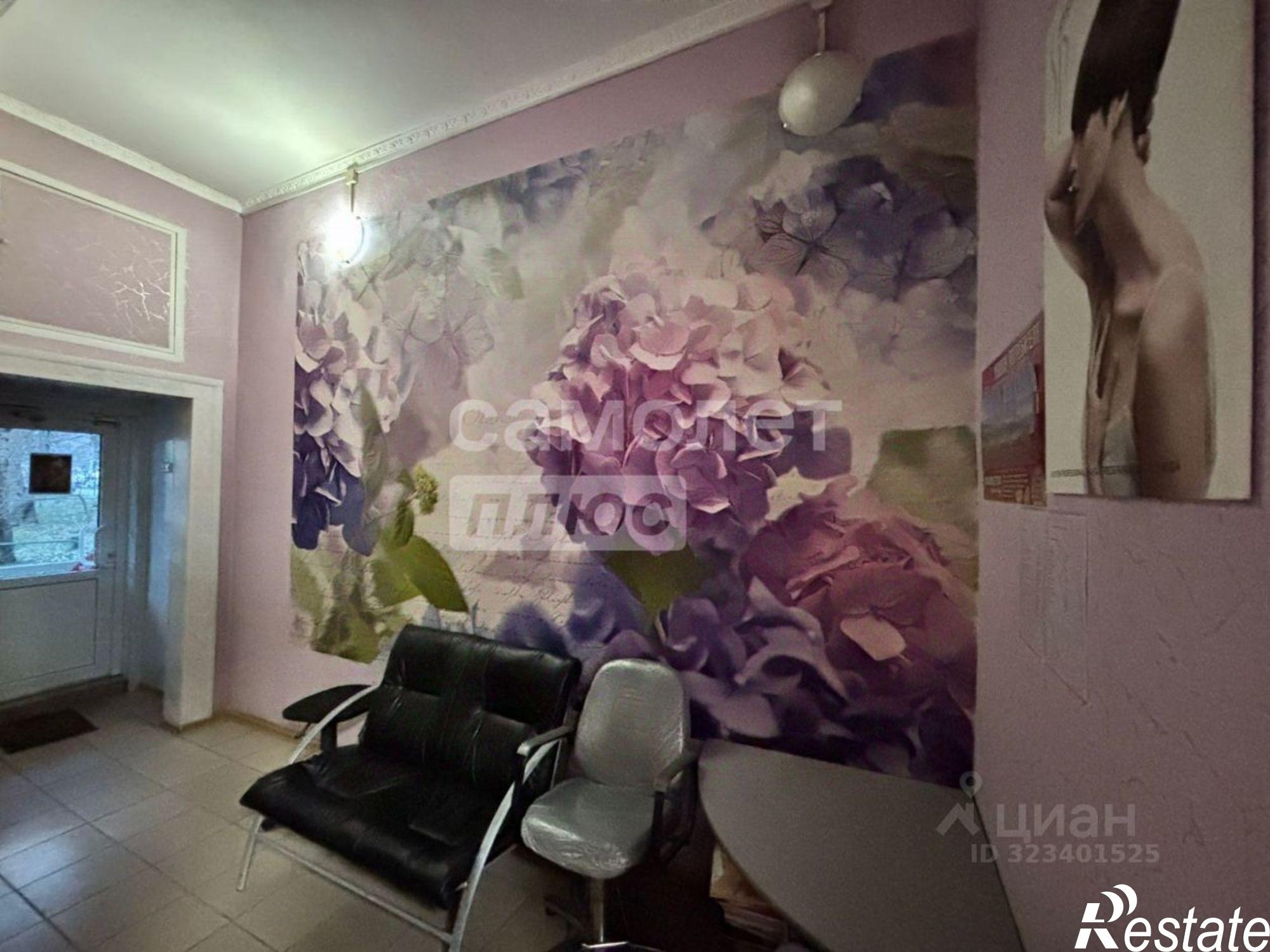 Купить помещение свободного назначения за 5 929 540 рублей на улица имени Героя Советского Союза Васильева, 37