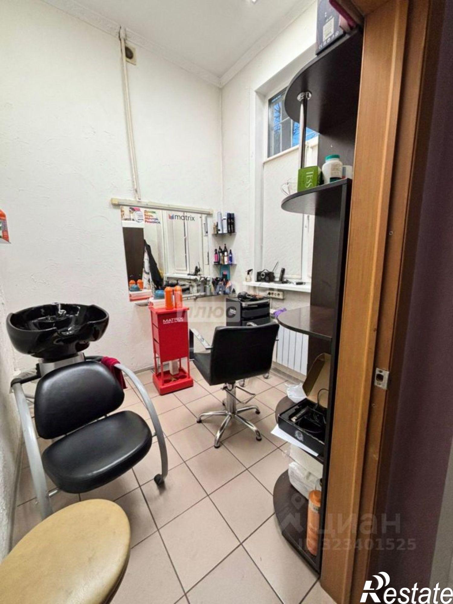 Купить помещение свободного назначения за 5 929 540 рублей на улица имени Героя Советского Союза Васильева, 37