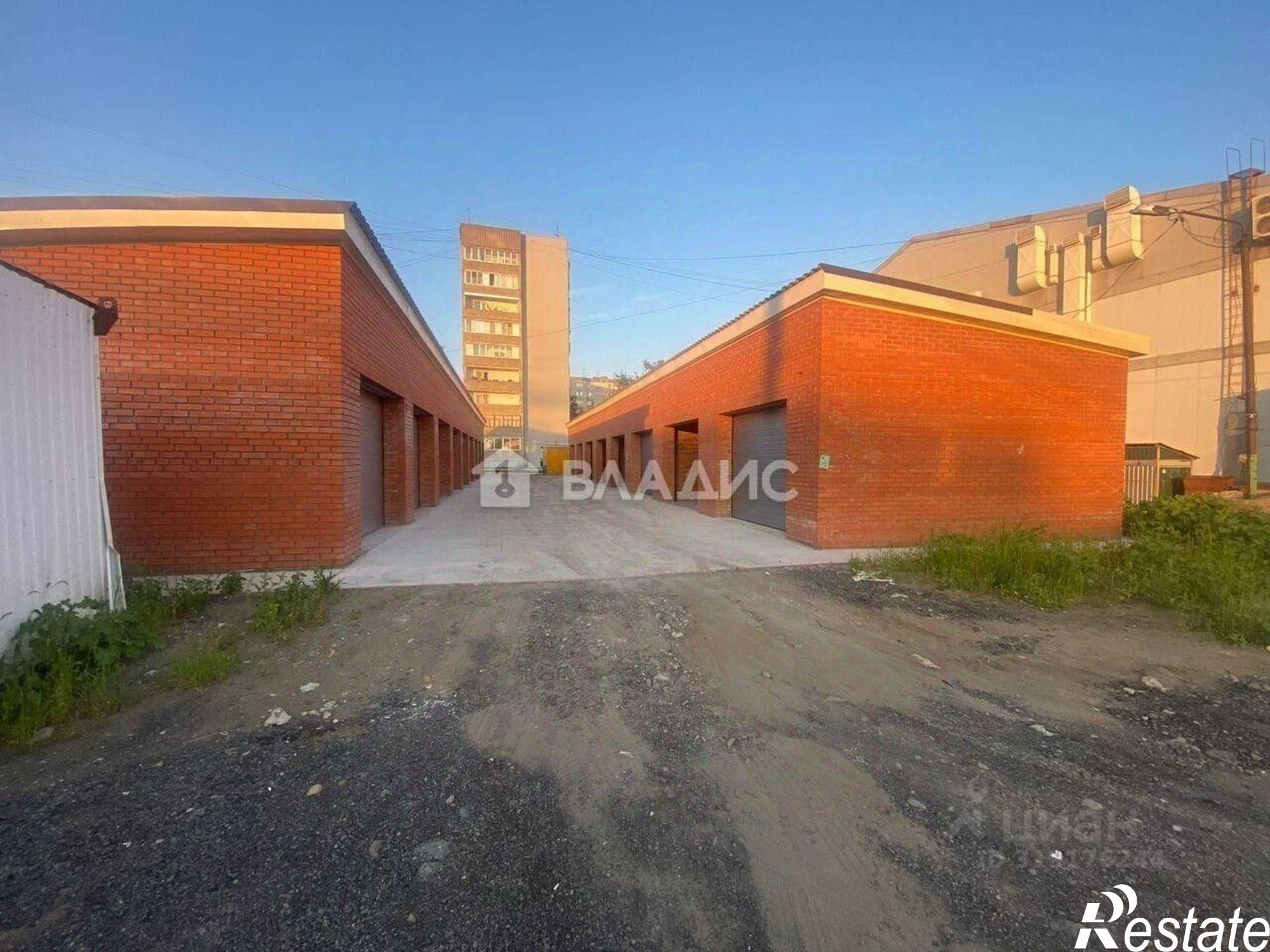 Купить гараж, место в паркинге за 1 450 010 рублей на ул Декабристов, 14