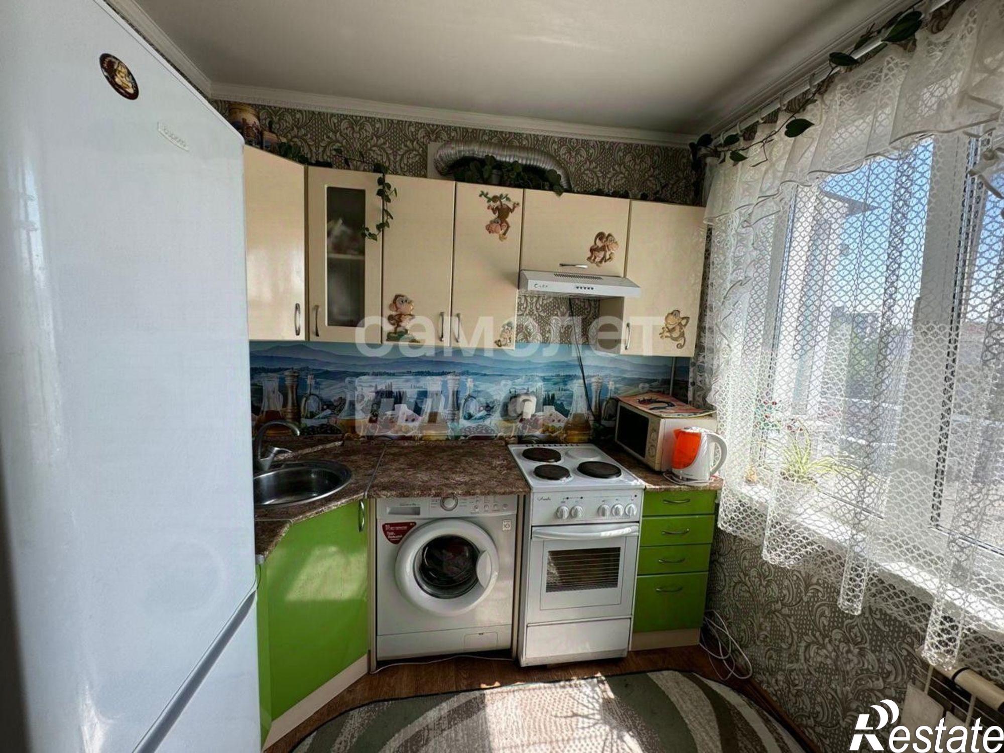 Купить квартиру за 4 700 000 рублей на улица Петра Мерлина, 20