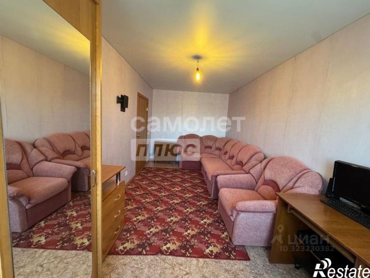 3-комн квартира улица Александра Матросова, 31,  д. 31