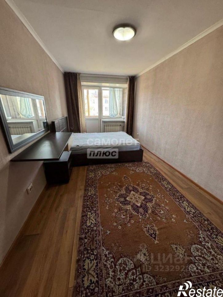 2-комн квартира улица Петра Мерлина, 14,  д. 14