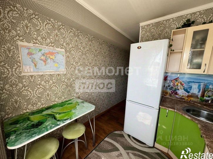 2-комн квартира улица Петра Мерлина, 20,  д. 20