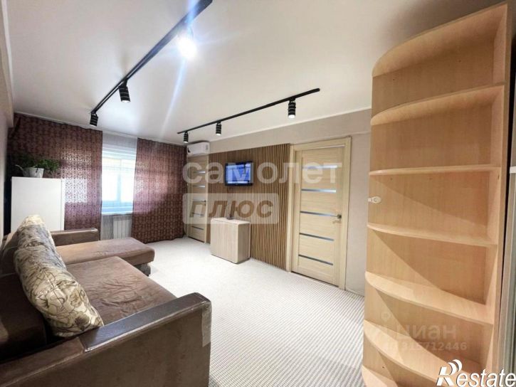 3-комн квартира улица Льнокомбинат, 15Е,  д. 15Е