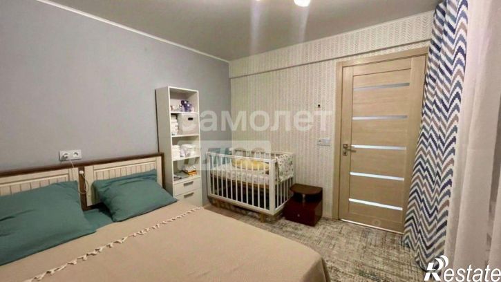 3-комн квартира улица Льнокомбинат, 15Е,  д. 15Е