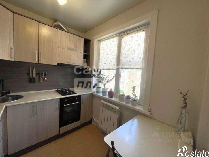 3-комн квартира улица Льнокомбинат, 15Е,  д. 15Е