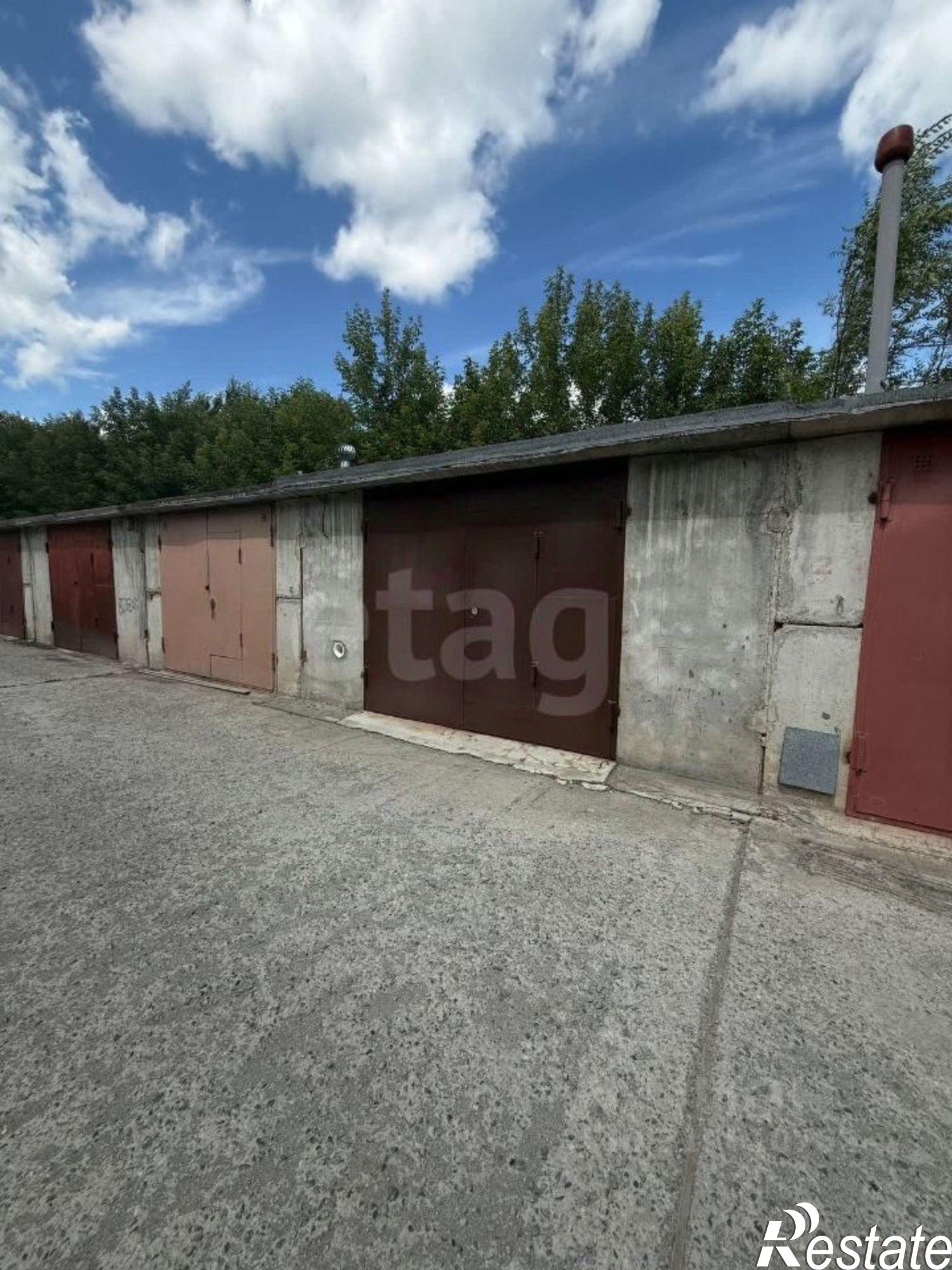 Купить гараж, место в паркинге за 780 024 рублей на улица Вали Максимовой