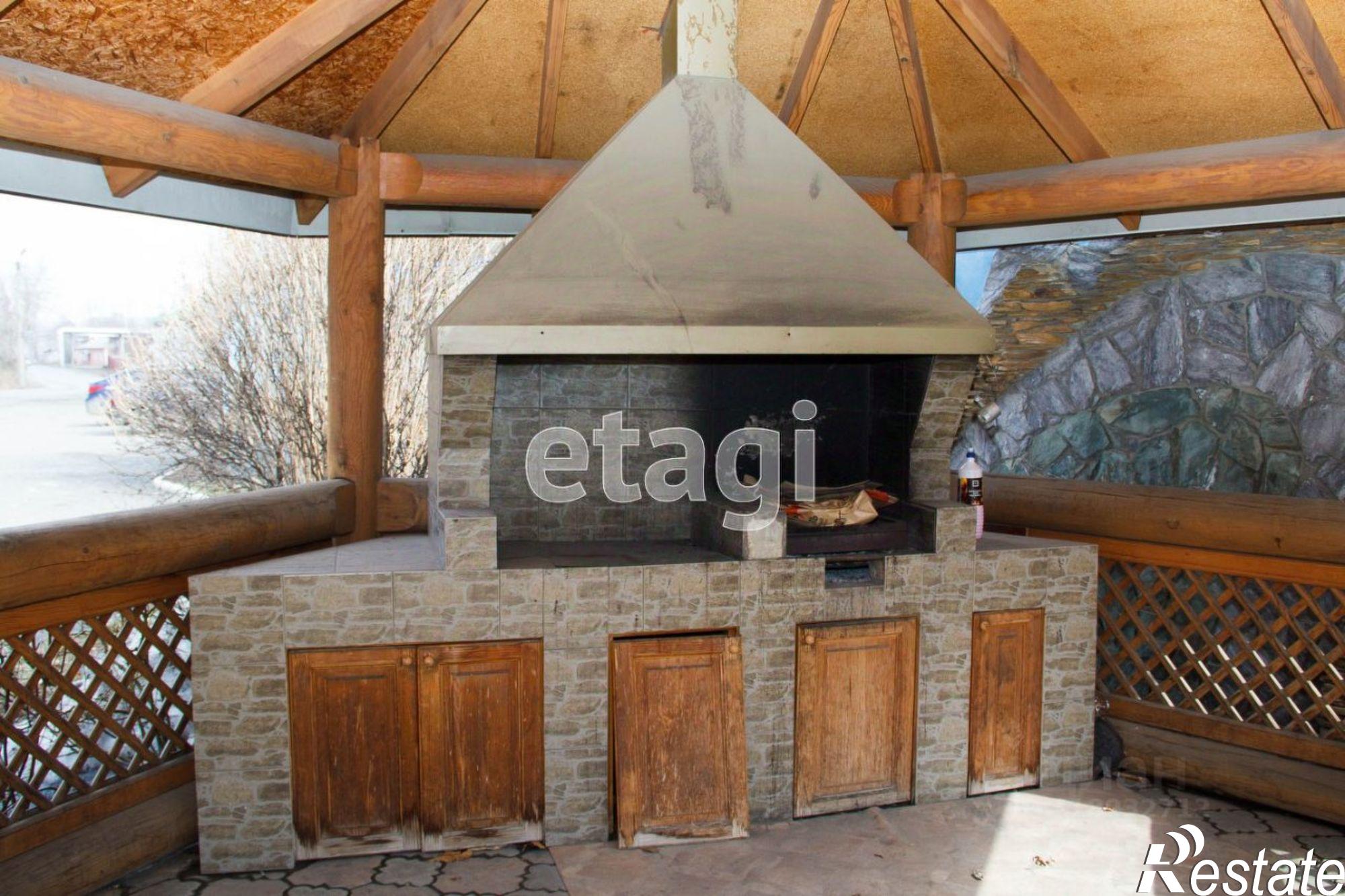 Купить помещение свободного назначения за 21 500 000 рублей на улица Ильи Репина, 1