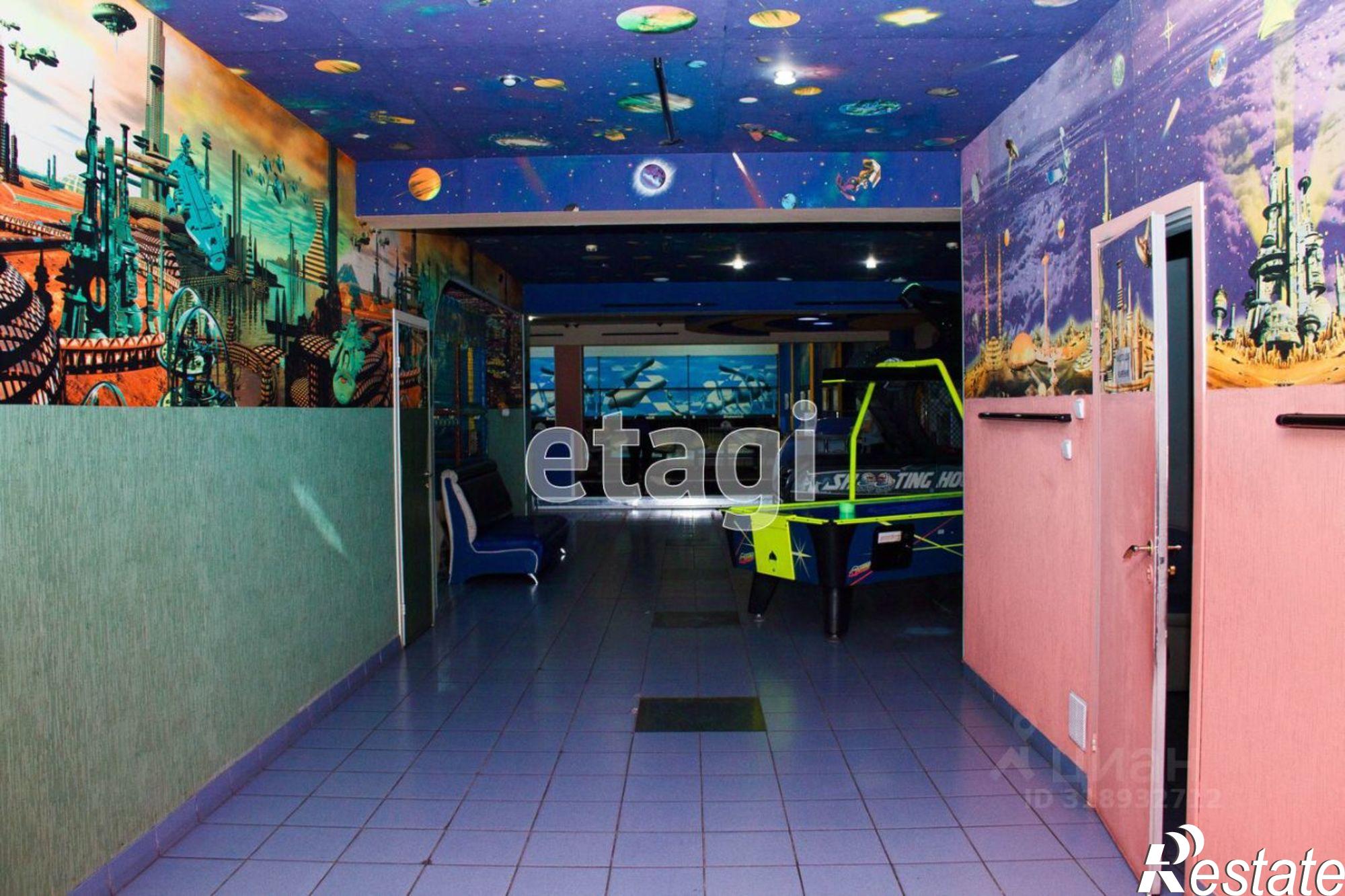 Купить помещение свободного назначения за 21 500 000 рублей на улица Ильи Репина, 1