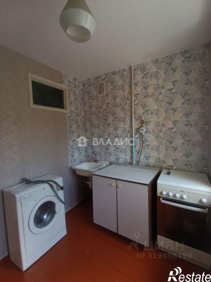 3-комн квартира улица Ильи Репина, 10,  д. 10