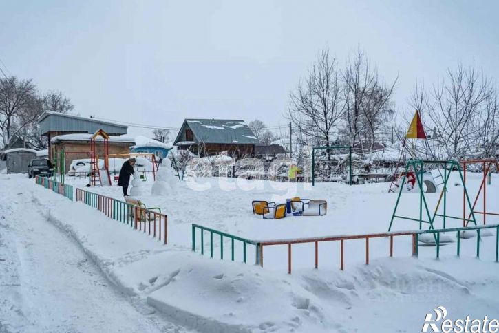 2-комн квартира улица Владимира Короленко, 24,  д. 24