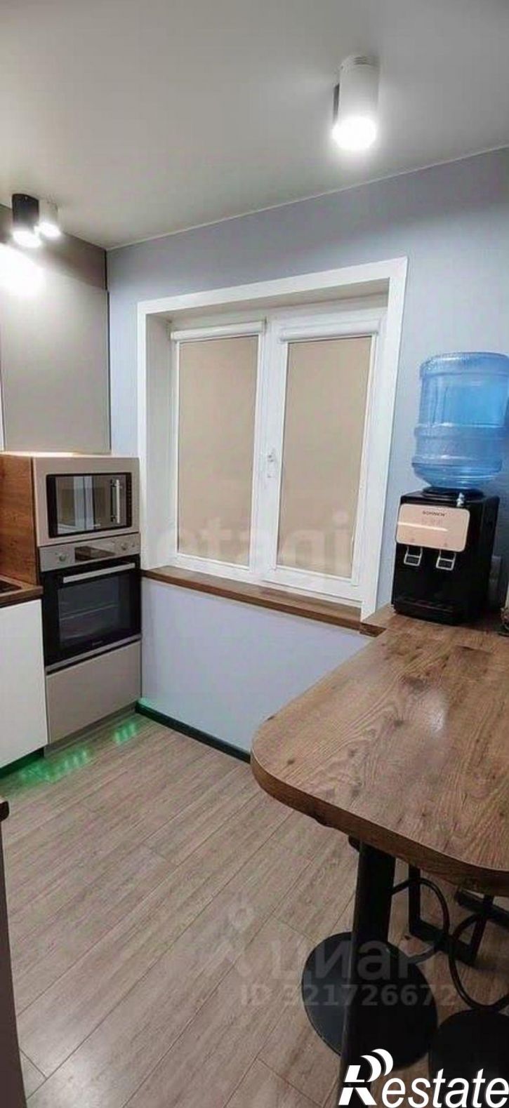 2-комн квартира улица имени Героя Советского Союза Васильева, 37,  д. 37