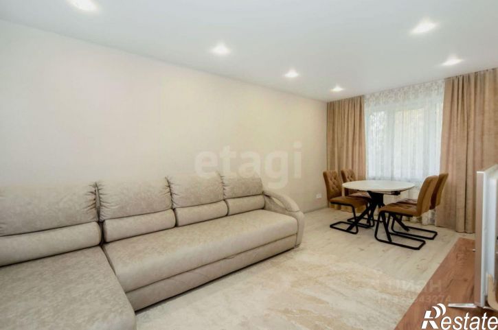 3-комн квартира улица Ильи Мухачева, 111,  д. 111