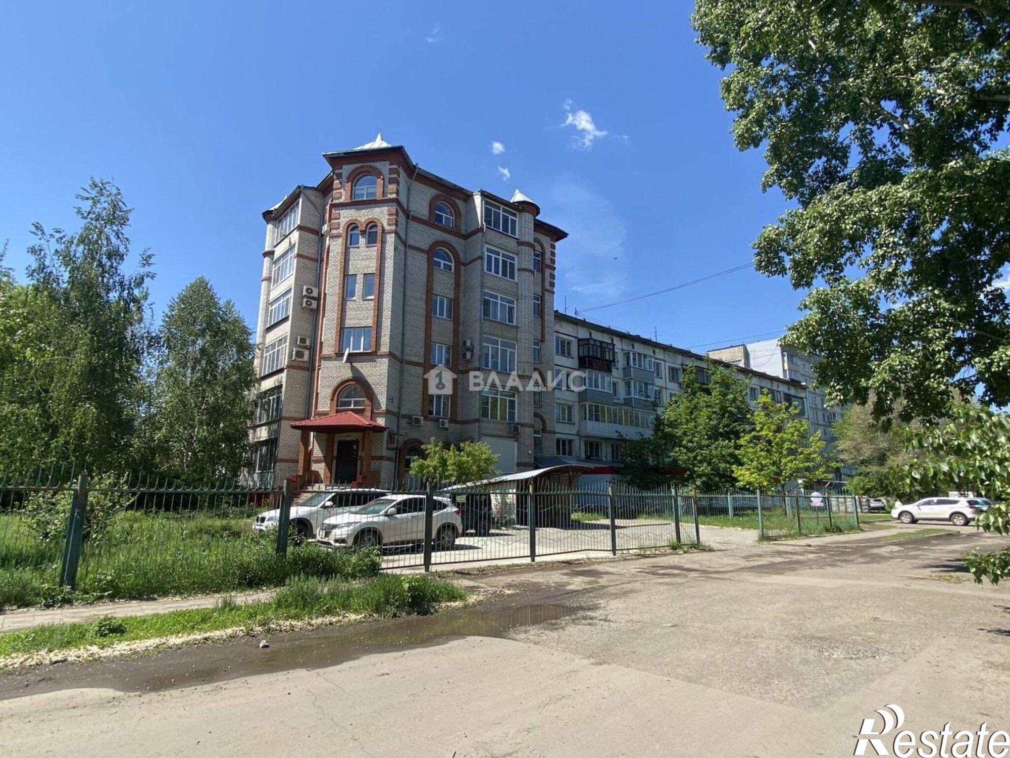 Сдать офис, помещение под офис за 700 рублей на улица Декабристов, 10