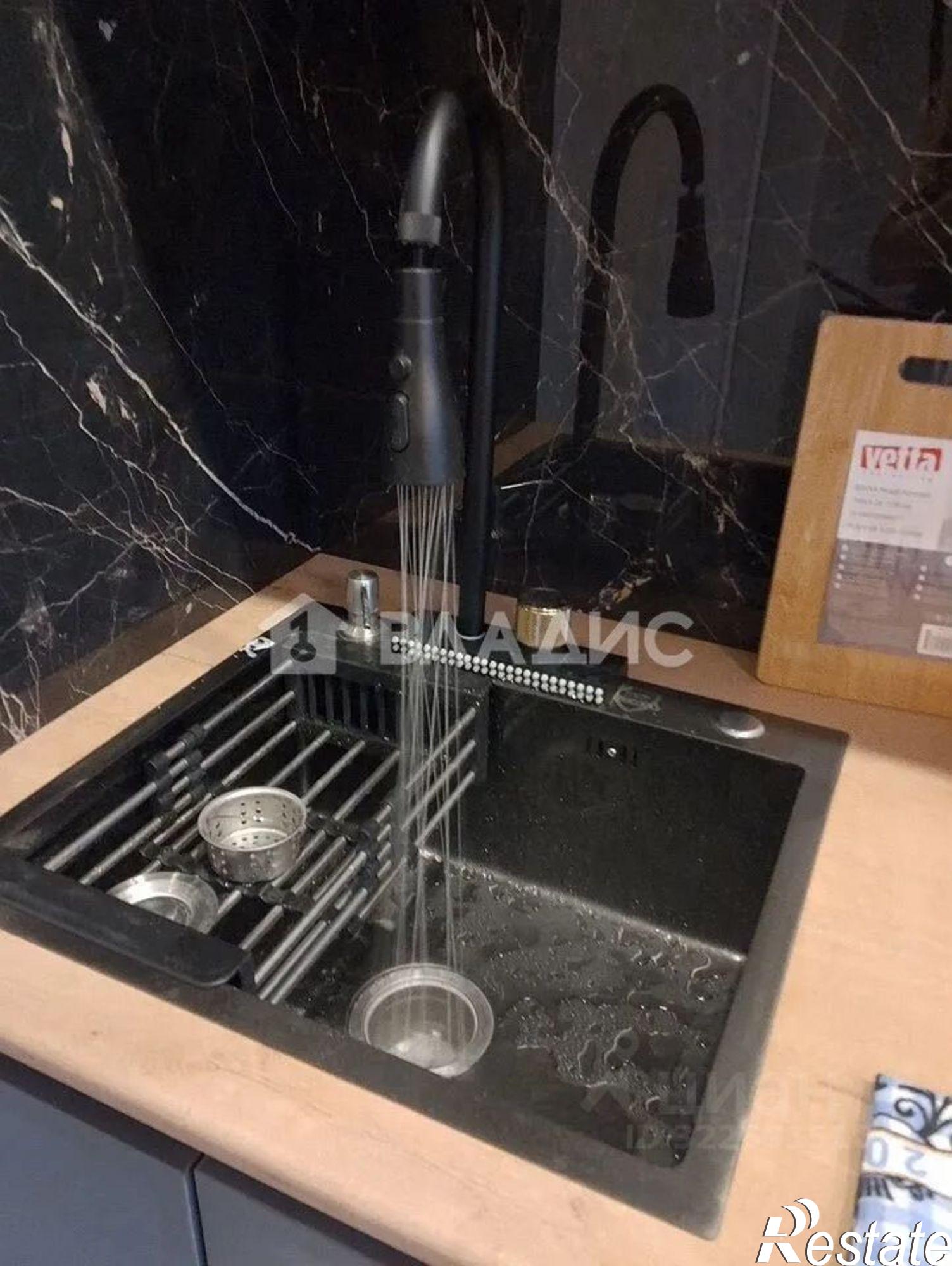 Купить квартиру за 6 399 000 рублей на Стахановская улица, 2/1