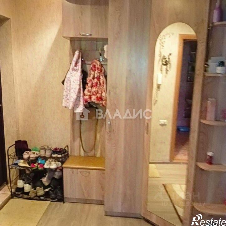 3-комн квартира улица Виктора Петрова, 2,  д. 2