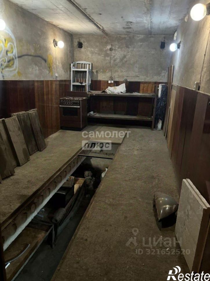 Гараж/парковка улица Владимира Короленко, 53,  д. 53