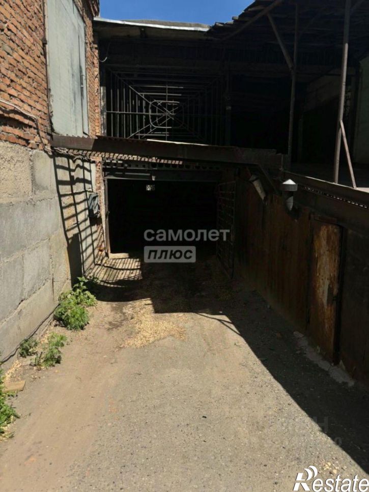 Гараж/парковка улица Владимира Короленко, 53,  д. 53