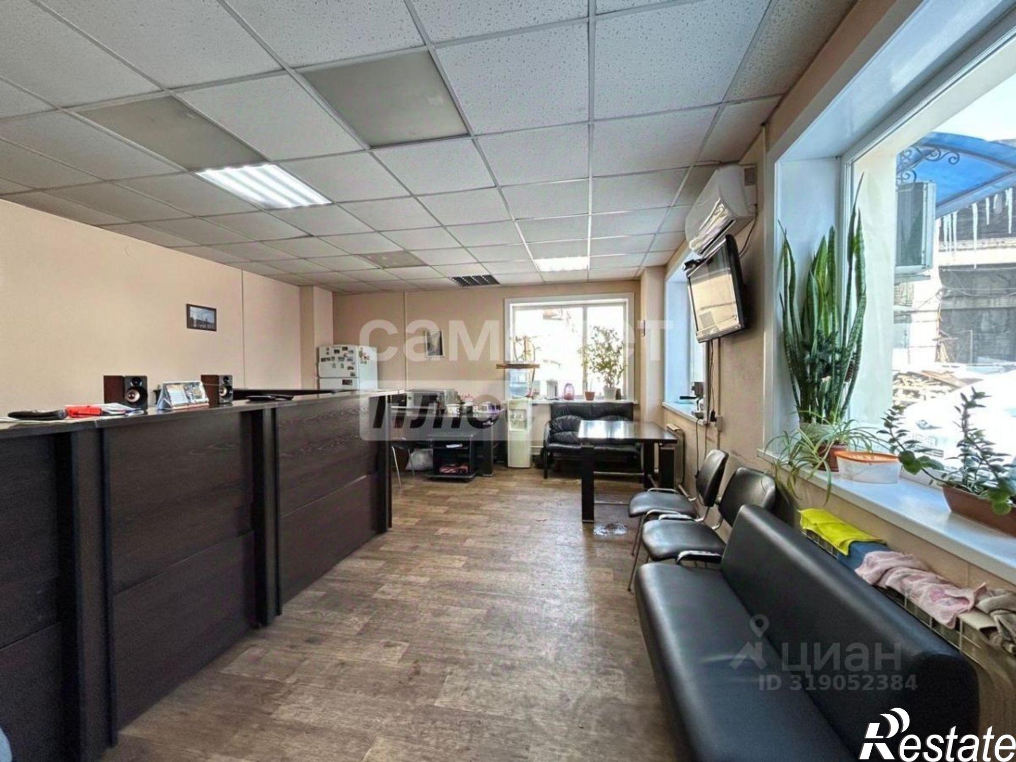 Купить помещение свободного назначения за 113 832 000 рублей на Социалистическая улица, 17/3