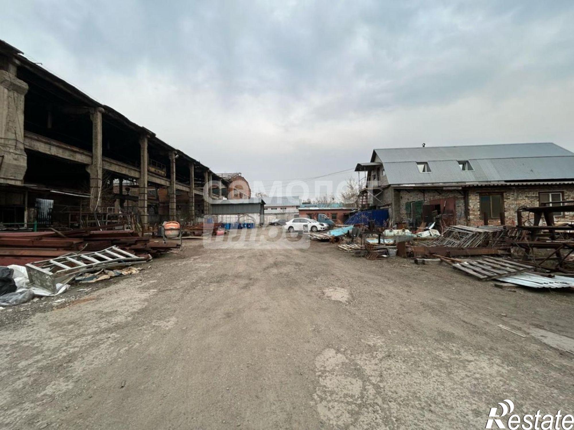 Купить помещение свободного назначения за 113 832 000 рублей на Социалистическая улица, 17/3