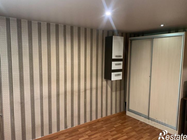 2-комн квартира улица Вали Максимовой, 56,  д. 56