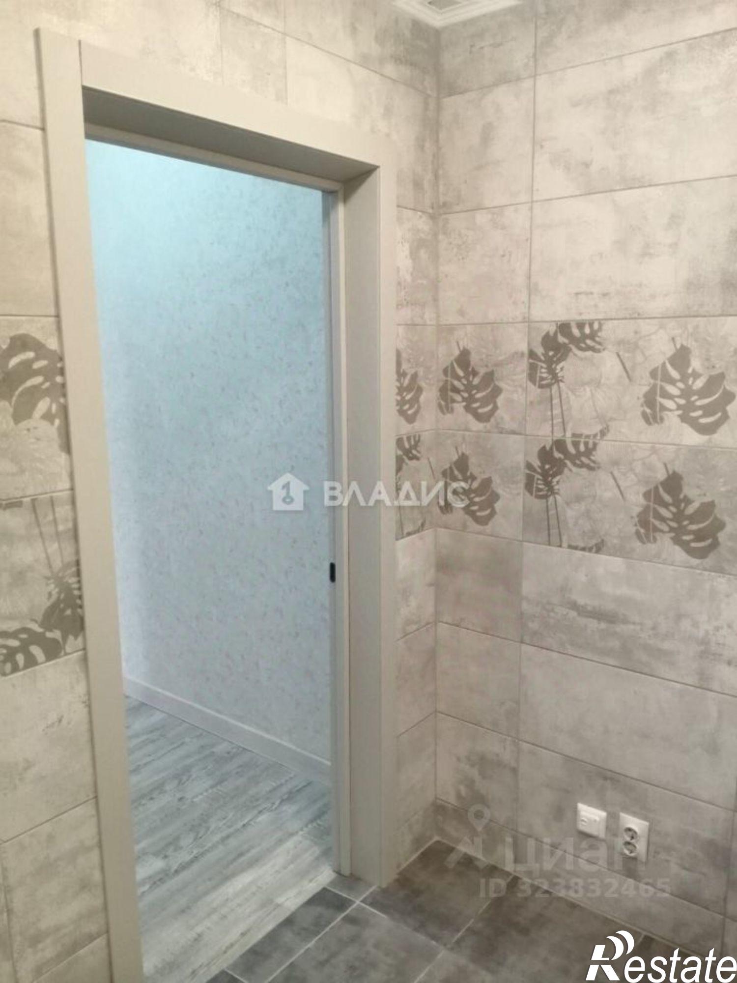 Купить квартиру за 13 000 000 рублей на Стахановская улица, 5