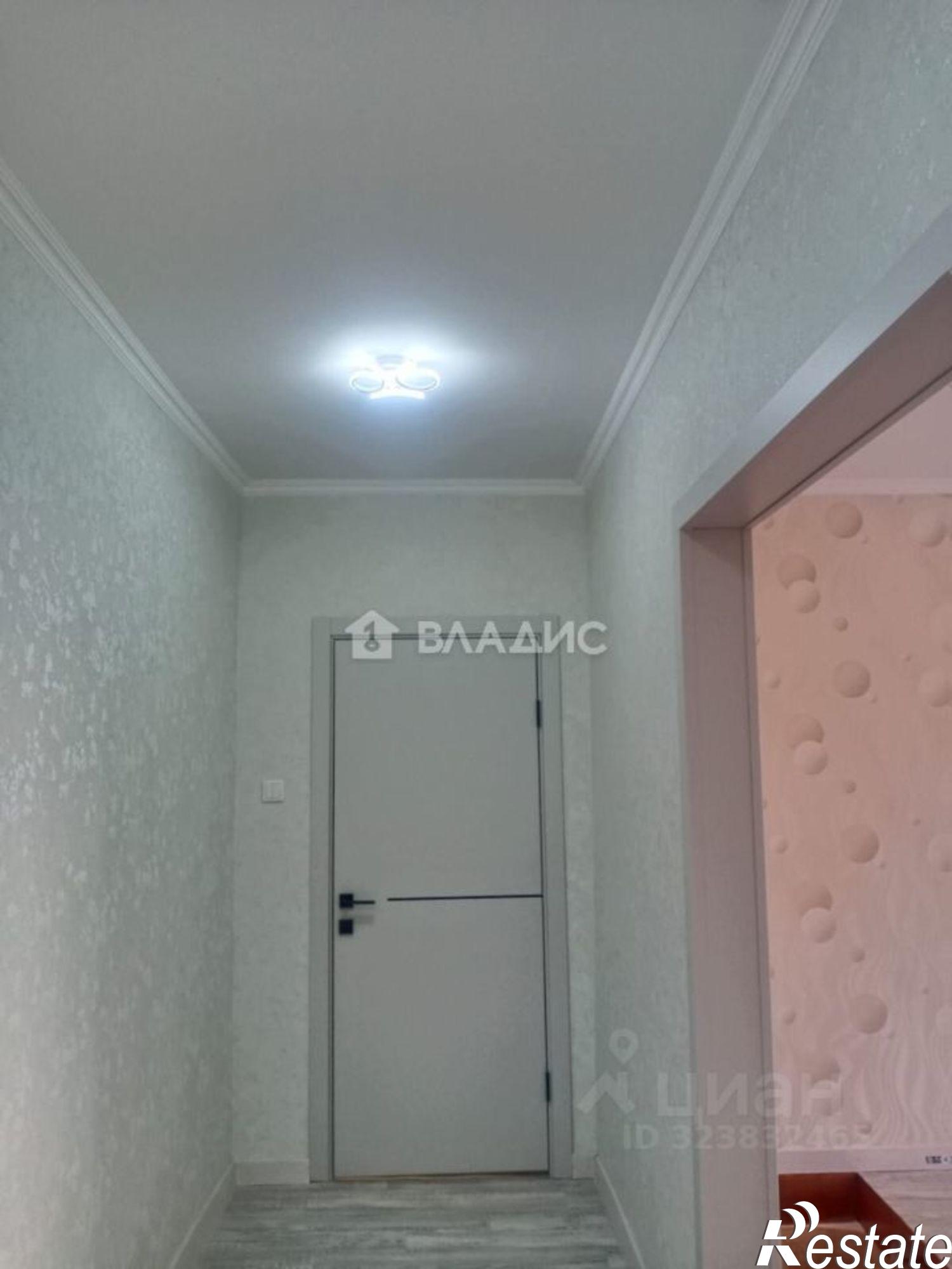 Купить квартиру за 13 000 000 рублей на Стахановская улица, 5