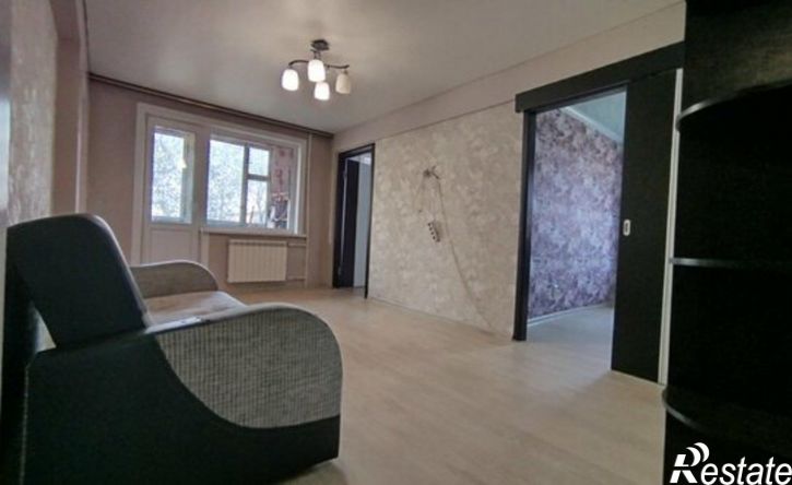 3-комн квартира ул Владимира Короленко, 37/2,  д. 37/2