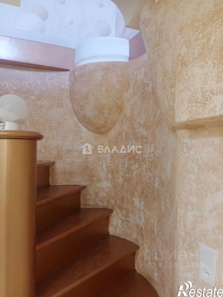 4-комн квартира Стахановская улица, 5,  д. 5