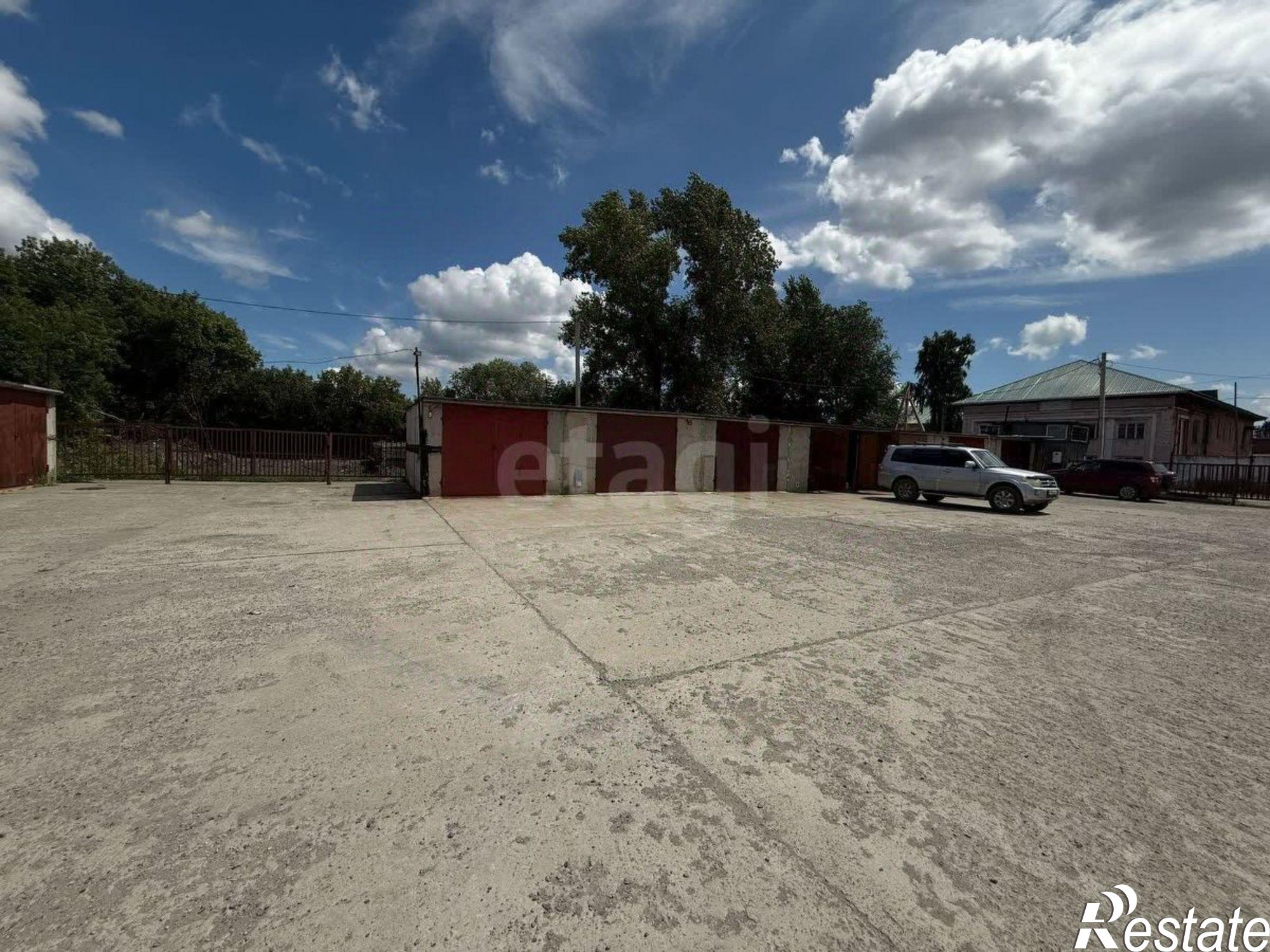 Купить гараж, место в паркинге за 780 024 рублей на улица Вали Максимовой