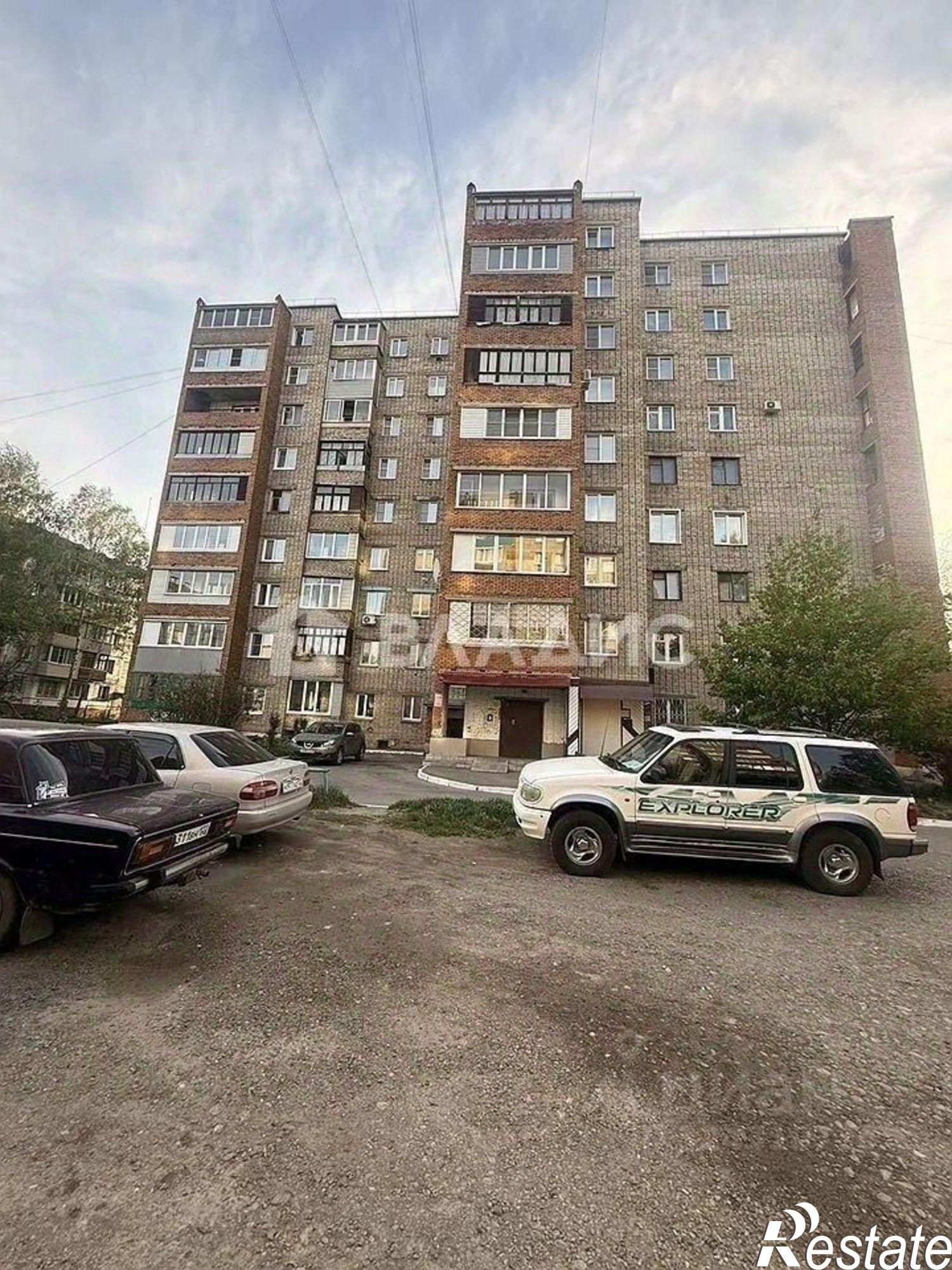 Купить квартиру за 4 300 000 рублей на ул Вали Максимовой, 19