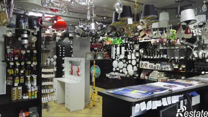 Торговое помещение ул имени Героя Советского Союза Васильева, 73,  д. 73