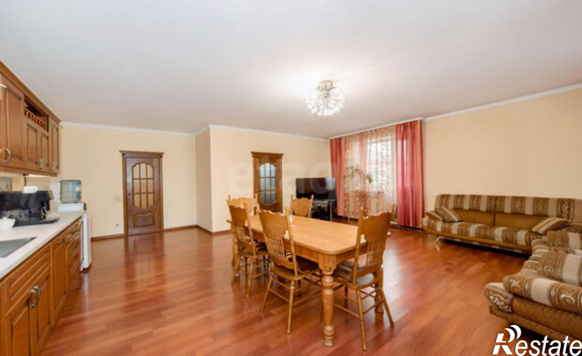 Купить квартиру за 12 000 000 рублей на Советская улица, 211/5