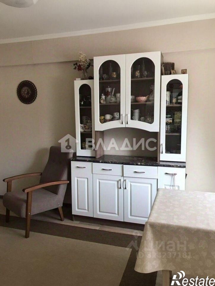 3-комн квартира улица Петра Мерлина, 25,  д. 25