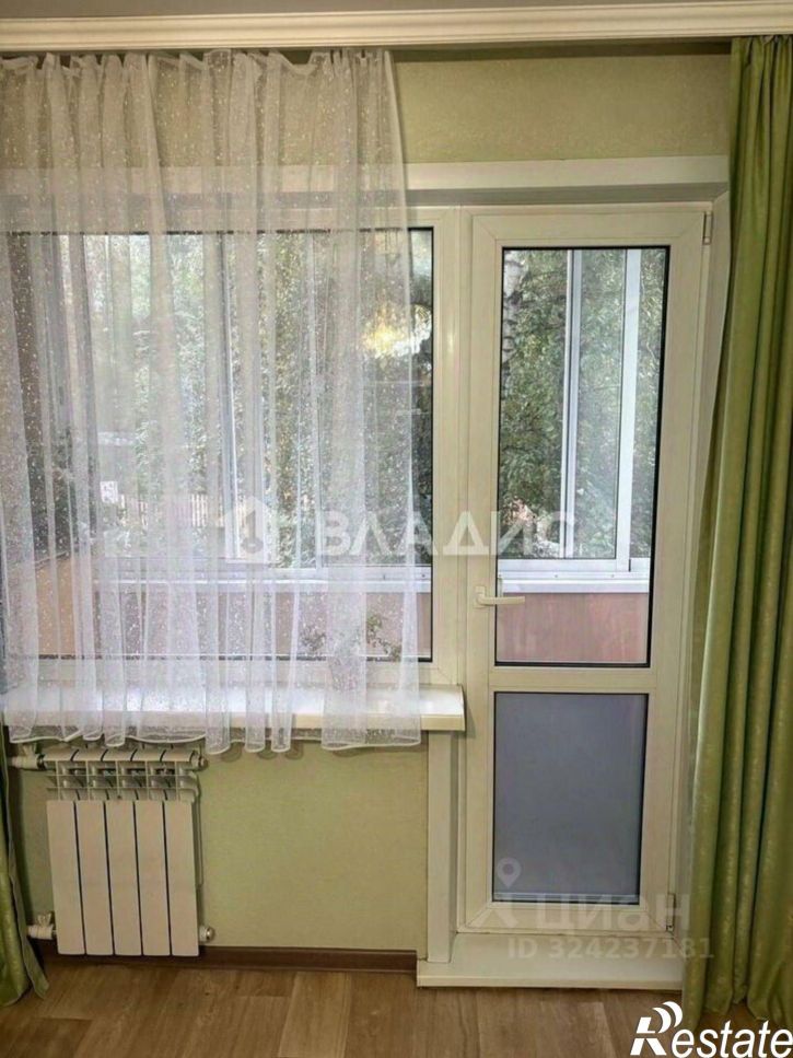 3-комн квартира улица Петра Мерлина, 25,  д. 25