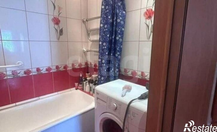 3-комн квартира ул Вали Максимовой, 21,  д. 21