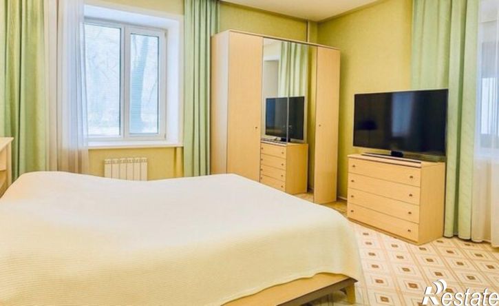 3-комн квартира улица Виктора Петрова, 23,  д. 23