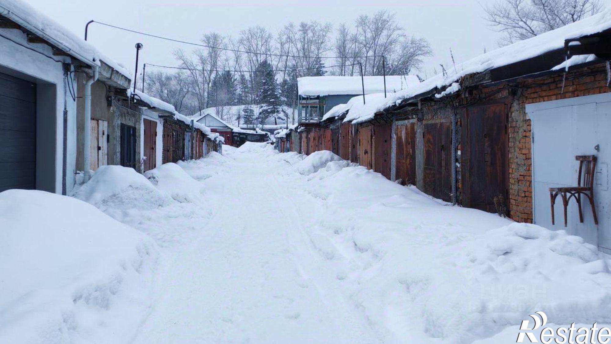 Купить гараж, место в паркинге за 2 500 000 рублей на улица Дачная, 52с2 стр2