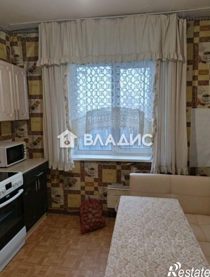 2-комн квартира Коммунарский пер, 16,  д. 16