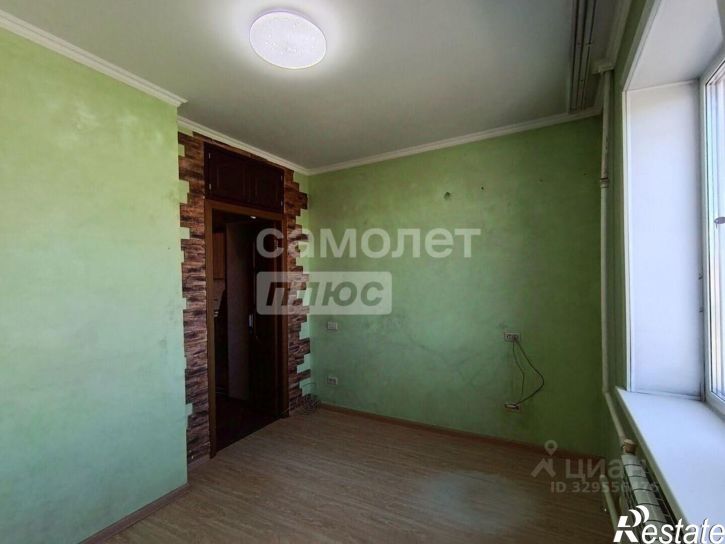 2-комн квартира Ленинградская улица, 37,  д. 37