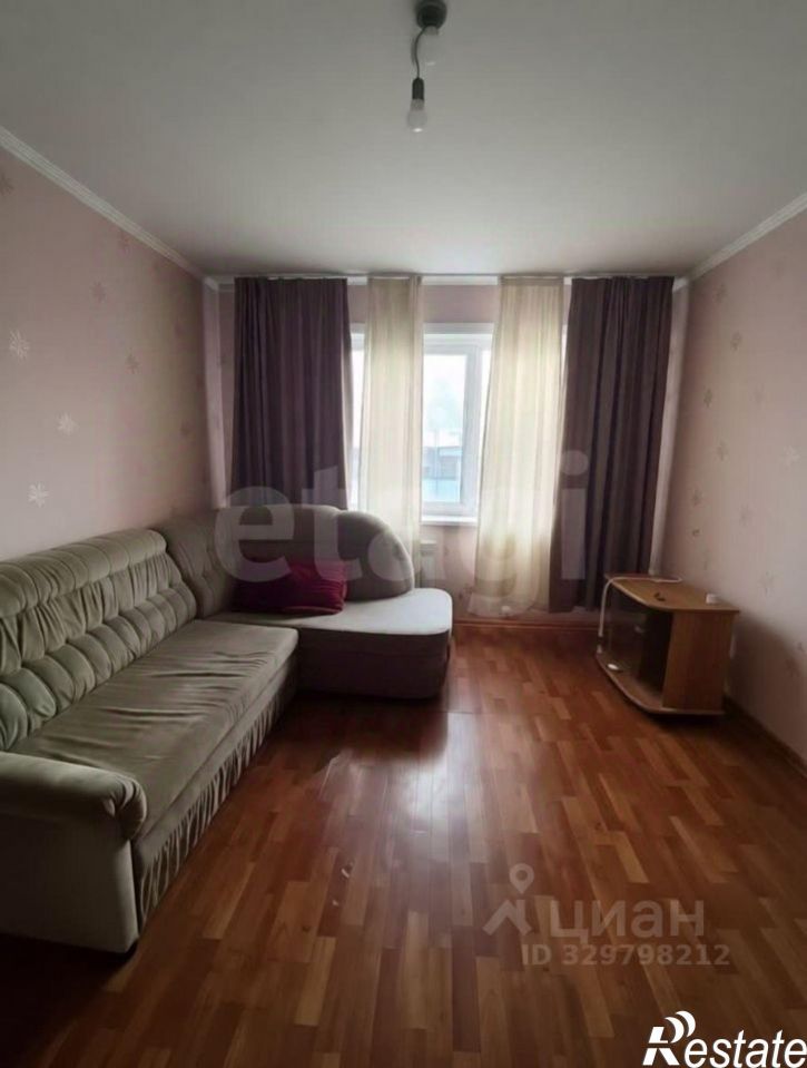 1-комн квартира Ленинградская улица, 37,  д. 37
