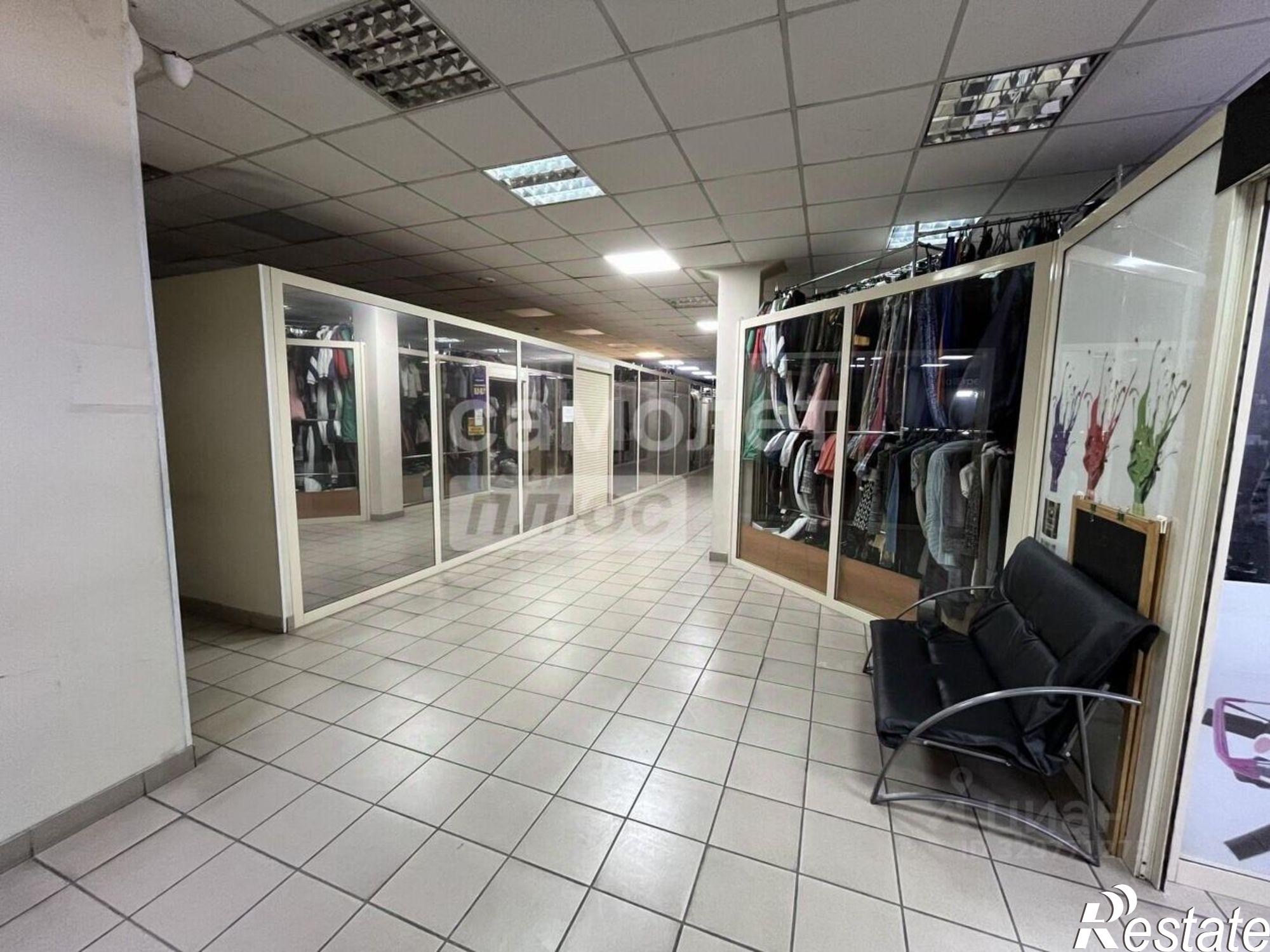 Купить торговое помещение за 40 992 300 рублей на улица Ленина, 312