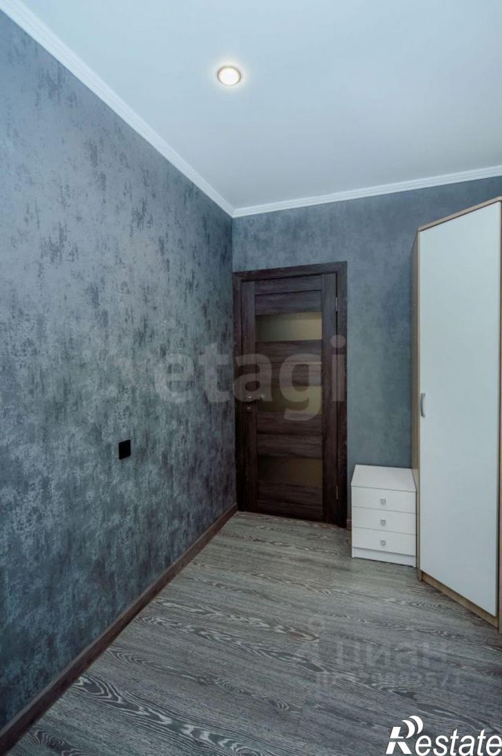 3-комн квартира ул Петра Мерлина, 25/3,  д. 25/3