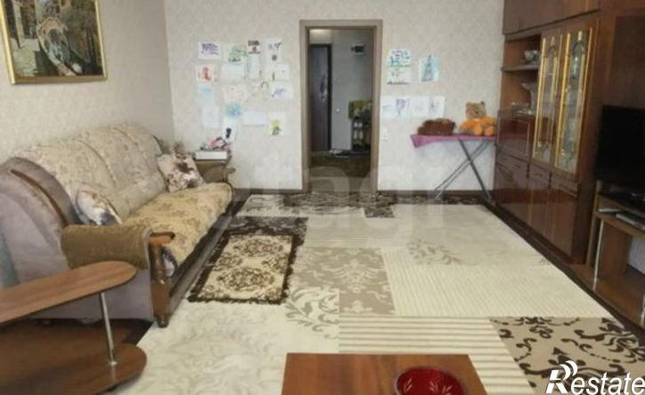 3-комн квартира улица Александра Матросова, 59,  д. 59