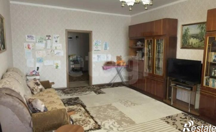3-комн квартира улица Александра Матросова, 59,  д. 59