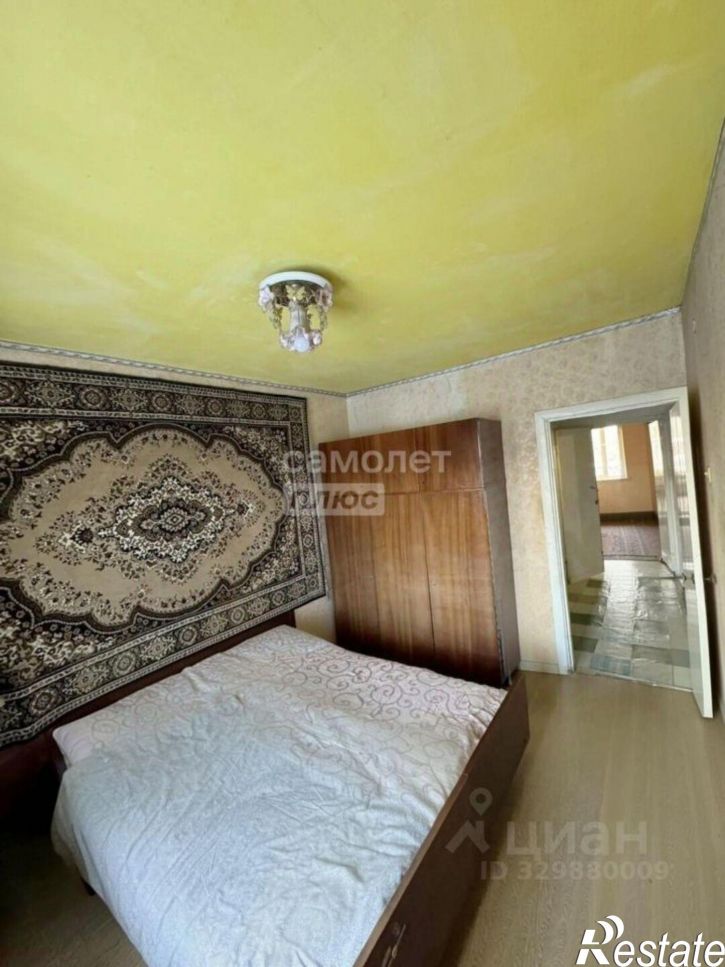 3-комн квартира ул Владимира Короленко, 27,  д. 27