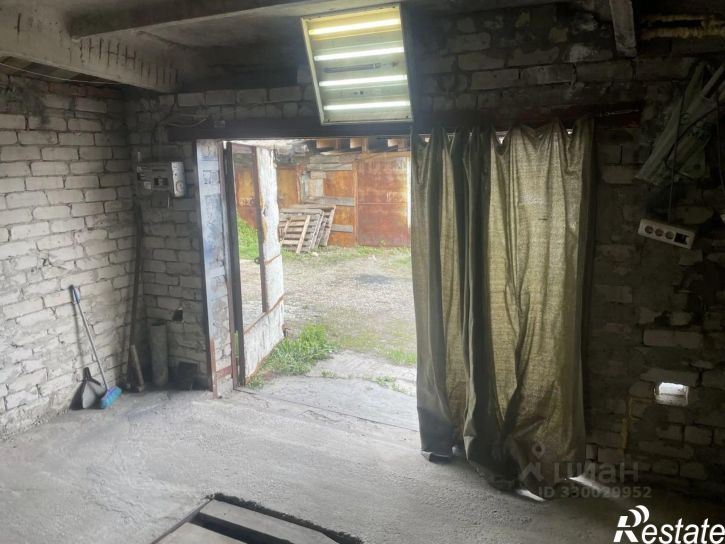 Гараж/парковка Загородная улица, 40,  д. 40